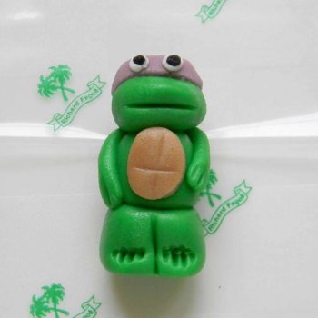 Figurka na dort želva ninja 5cm Donatello z kokosové hmoty - Fagos