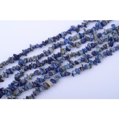 Lapis lazuli zlomky 5~8x5~8mm šňůra cca 78cm – Sleviste.cz