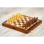 Magnetické dřevěné šachy LUX velké – Zboží Dáma