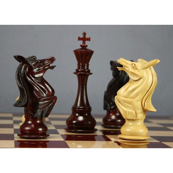 Šachové figurky a šachovnice Luxusní šachové figury Napoleon Knight Redwood 6"
