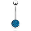 Piercing Šperky eshop piercing do břicha z oceli stříbrný odstín tmavě modré glitry PC03.22