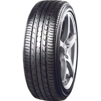 Yokohama Decibel E70 215/45 R17 87W