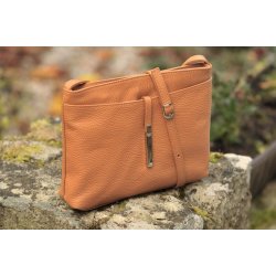 MaxFly dámská kožená crossbody kabelka 5085 camel hnědá