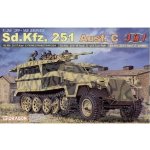 Dragon Model Kit military 6224 Sd.Kfz.251 Ausf.C 3 IN 1 1:35 – Sleviste.cz