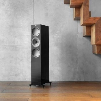 KEF R7