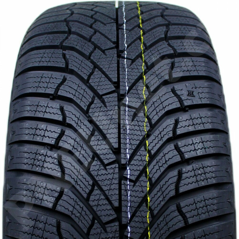 Kumho WinterCraft WP52 165/70 R14 81T