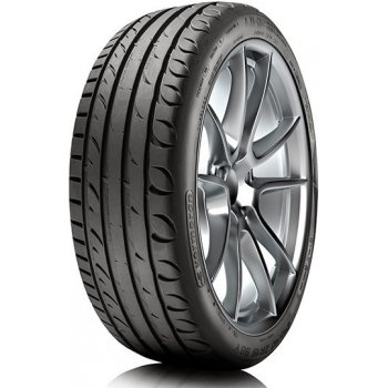 Kormoran UHP 215/55 R17 94W