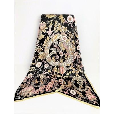 Luxusní hedvábný šátek s růžovými ornamenty a květy na černé 100% hedvábí – Zboží Mobilmania
