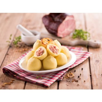 Family Market lmražené bramborové knedlíky s uzeným masem 25 ks 1 kg