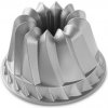 Pečicí forma Nordic Ware forma bábovka Kugelhopf Bundt stříbrná 2,3 l