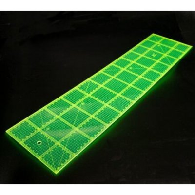 Patchworkové rastrové pravítko - fluorescenční varianta 3. obdélník 15 x 60 cm – Zboží Dáma