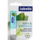 LABELLO Natural Mint & Mineral tyčinka na rty 4,8 g