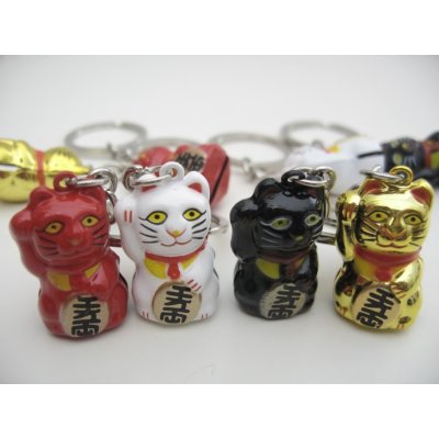 Přívěsek na klíče čínská kočka zlatá 3 cm