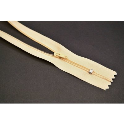 Nedělitelný jemný plastový spirálový zip (velikost číslo 3) různé barvy - délka 12 cm - 60 cm 16 cm Vanilka – Zboží Dáma