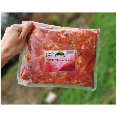 U Dvou krkoviček BARF Vepřový ořez se zeleninou 1 kg – Sleviste.cz