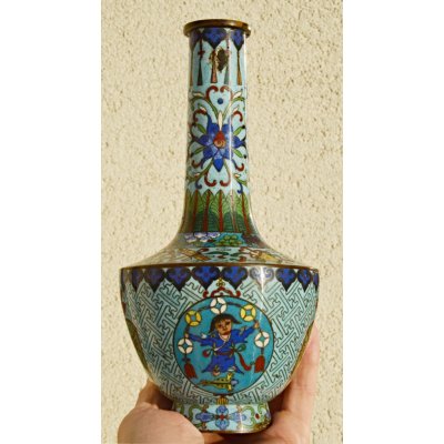 Čínská váza cloisonné / Chinese vase "cloisonné", 22 cm – Zbozi.Blesk.cz