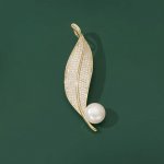 Éternelle brož s perlou a zirkony Paulina B7287-LXT0618 zlatá – Zboží Dáma