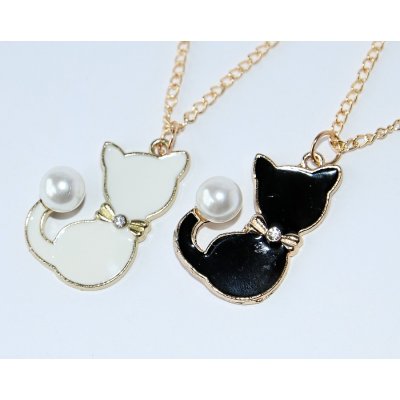 Fashion Jewerly Řetízek Kočka s perličkou, Černá nebo bílá, Sedící silueta kočičky, Love cats 2886