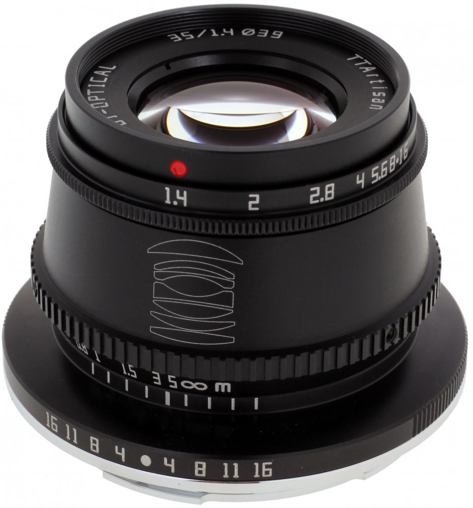 TTArtisan 35 mm f/1.4 L-mount