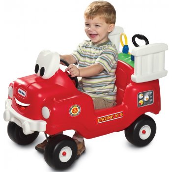 Little Tikes hasičský vůz s funkční stříkačkou