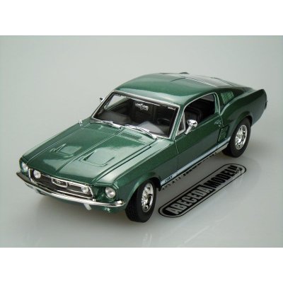 Maisto Ford Mustang GTA Fastback 1967 zelená 1:18 – Zboží Mobilmania