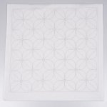 Sashiko předtištěná látka na Hana-Fukin 34 × 34 cm KAMON, bílá – Zboží Mobilmania