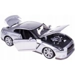 Bburago 2009 Nissan GT R stříbrná 1:18 – Zbozi.Blesk.cz