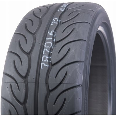 Yokohama Advan Neova AD08R 225/40 R18 88W