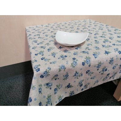 Bytema ubrus růže 45x135 cm – Sleviste.cz