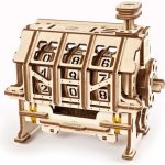 Ugears 3D puzzle Počítadlo (podkladna) 157 ks – Zboží Dáma