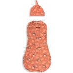 Sleepee Zavinovačka First Step Swaddle s čepičkou Vintage Animals Amaranth – Zboží Mobilmania
