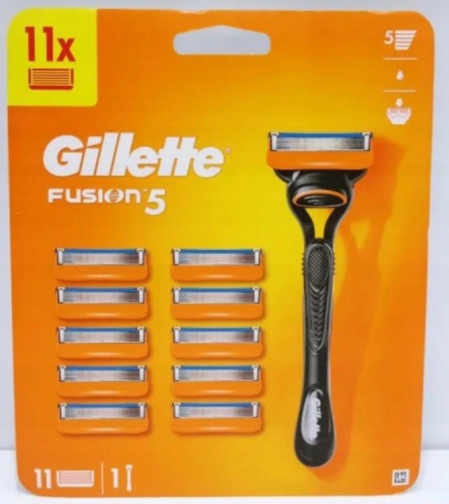 Gillette Fusion5 holicí strojek s jednou hlavicí 1 ks + náhradní hlavice 10 ks dárková sada