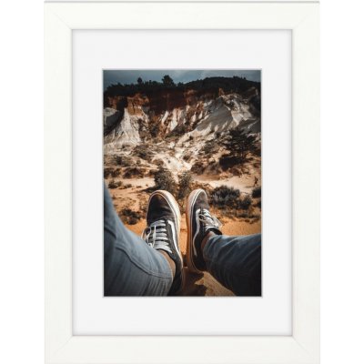 Hama rámeček dřevěný BELLA. arktická bílá, 30x40 cm – Sleviste.cz