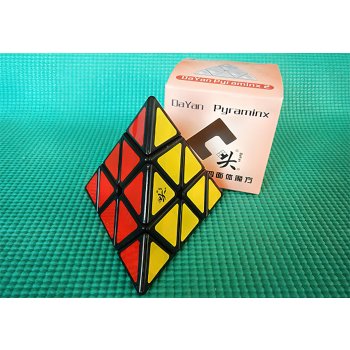 Pyraminx Dayan V2 černý