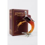 Proshyan 5y 40% 0,35 l (dárkové balení Delfín) – Zbozi.Blesk.cz