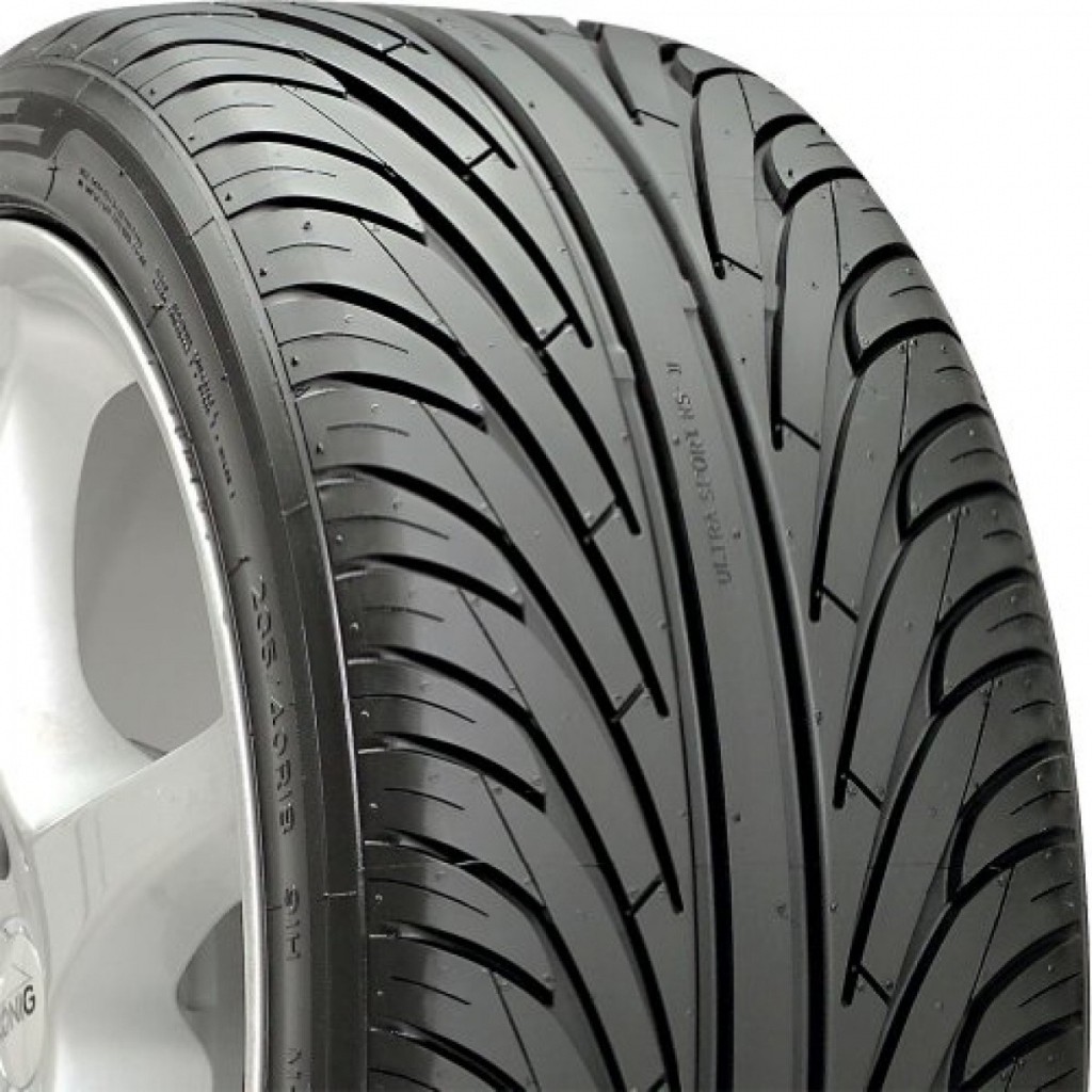 Nankang NS-2 215/45 R17 91W