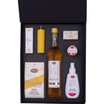 Pleva Dárková kazeta Pohlazení pro dámy Jiskřivá medovina s červeným rybízemlimitovaná edice 0,5 l, Medový oční krém 15 g, Masážní olej s propolisem “relax“ 150 g, Medová malinapro rychlou – Zboží Dáma