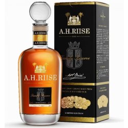 A.H. Riise Family Reserve 25y 42% 0,7 l (karton)