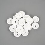 Takoy Plastový knoflík "28" bílý - balení 20 ks – Sleviste.cz