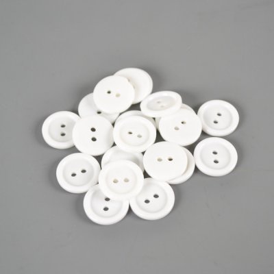 Takoy Plastový knoflík "28" bílý - balení 20 ks – Sleviste.cz