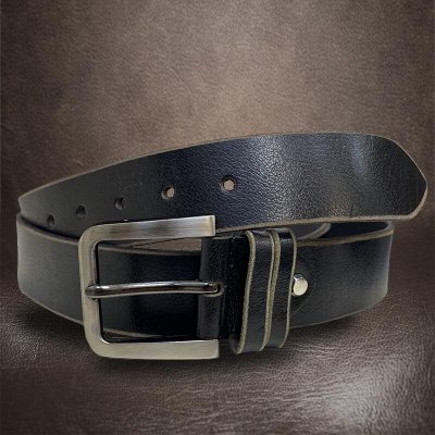 Pánský černý kožený pásek s monogramem a masivní sponou – Zboží Dáma