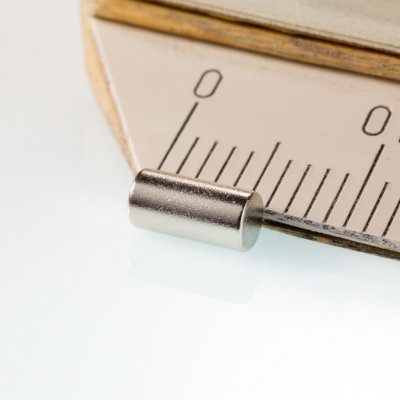 Magsy Neodymový magnet válec pr.3x6 N 80 °C, VMM4-N30 – Sleviste.cz