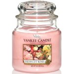 Yankee Candle Fresh Cut Roses 411 g – Zbozi.Blesk.cz