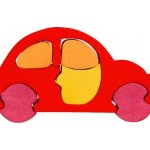 Fauna dřevěné vkládací puzzle z masivu malé auto červená – Zboží Dáma
