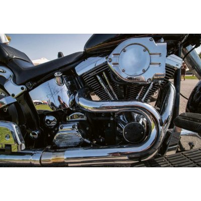 Dimex MS-5-2803 Vliesová fototapeta Lesklý detail motocyklu rozměry 375 x 250 cm – Zboží Mobilmania