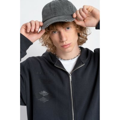 Reporter Young šedá – Sleviste.cz