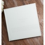 Svatební kniha hostů 20x20 cm (42 listů) - koženková ivory s ražbou srdcí – Zboží Dáma