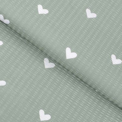 Goldea bavlněný krep - srdíčka na šalvějově zeleném 160 cm – Sleviste.cz