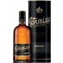 Božkov Republica Exclusive 8y 38% 0,7 l (tuba)