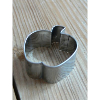 Vykrajovátko nerezové jablko jablko 4x3,5 cm: 4 cm x 3,5 cm – Hledejceny.cz